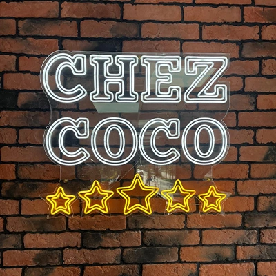 pose enseigne lumineuse magasin facade commerciale installation professionnelle Chez Coco